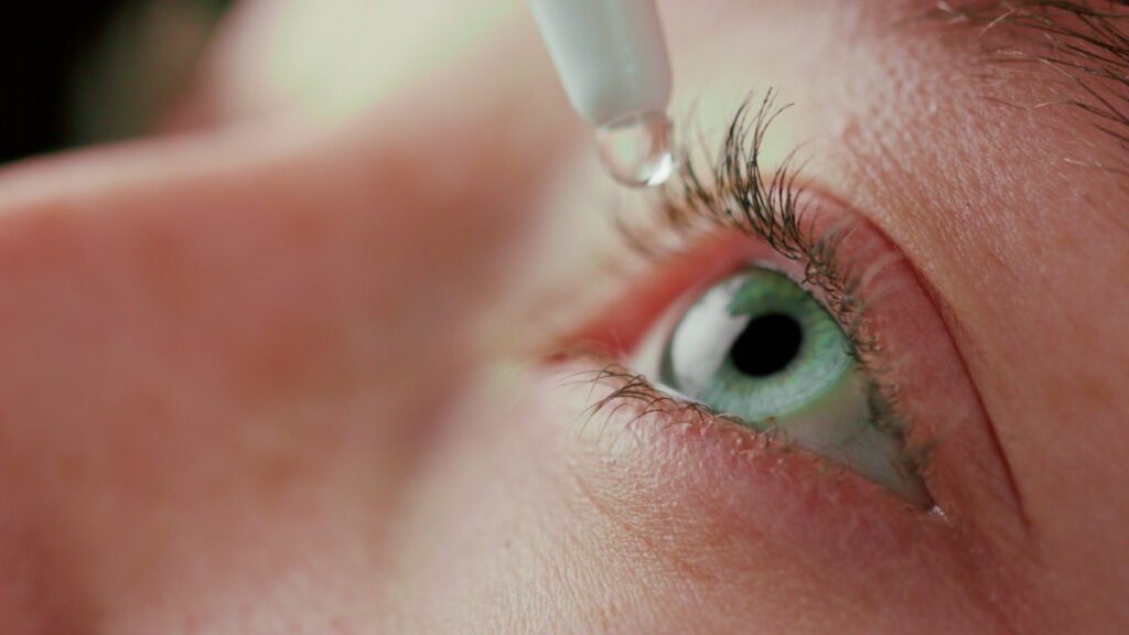 Here’s What You Need to Know about Upneeq, the FDA-Approved “Eyelid Lifting” Drops